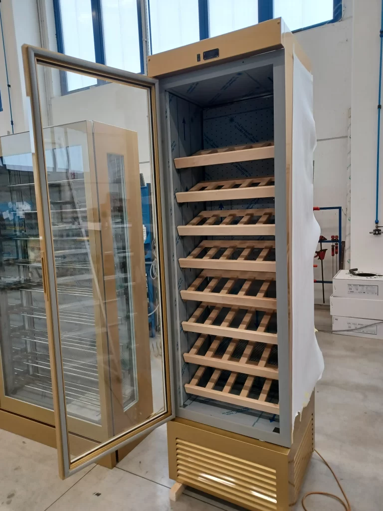 moving-glass-refrigeratori-produzione- (1)