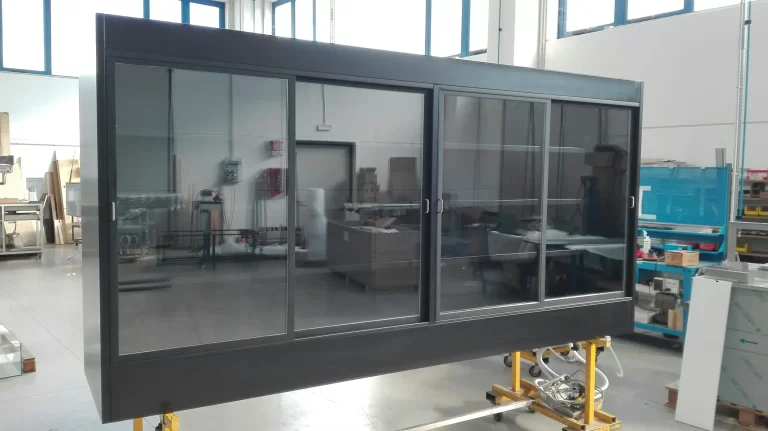 moving-glass-refrigeratori-produzione- (21)