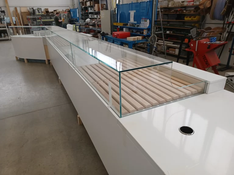 moving-glass-refrigeratori-produzione- (4)