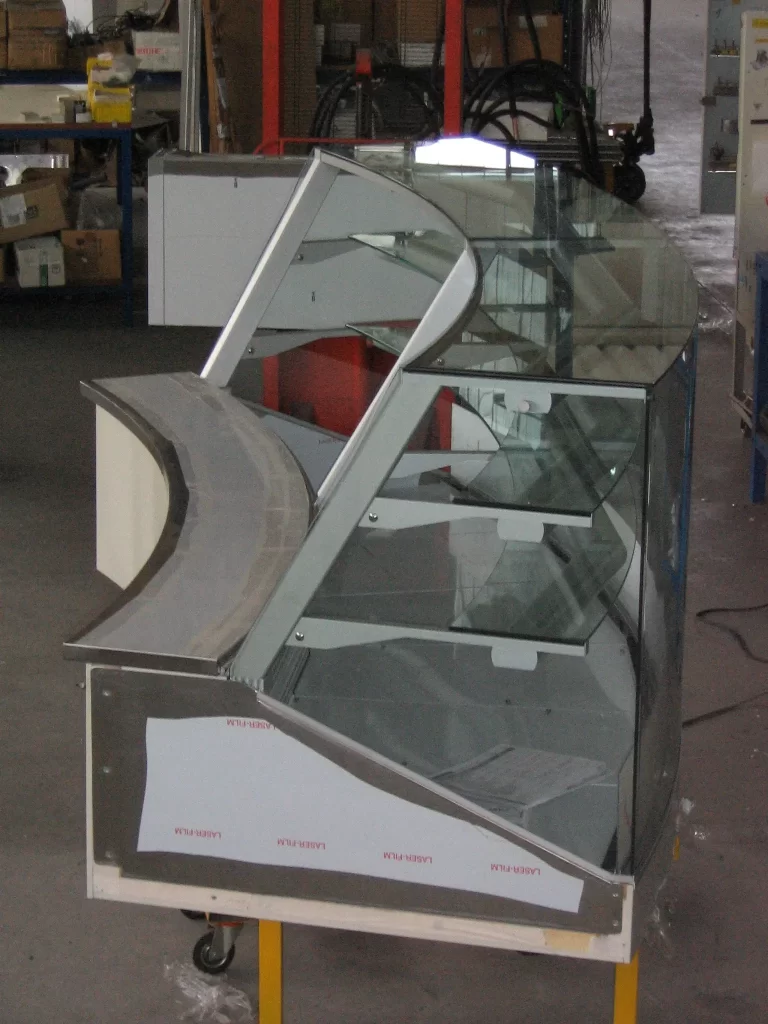 moving-glass-refrigeratori-produzione- (51)