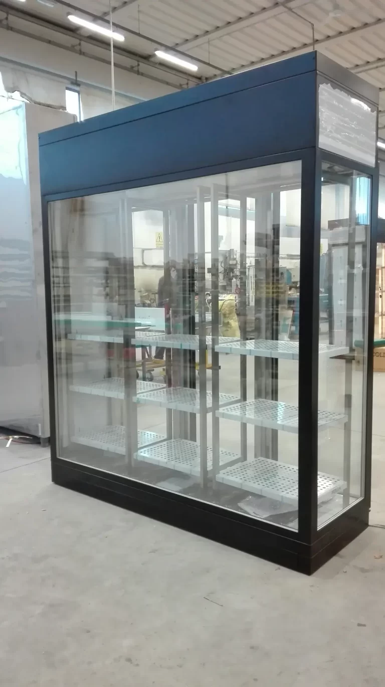 moving-glass-refrigeratori-produzione- (6)